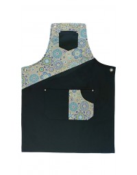 Ποδιά λαιμού μαύρη και εμπριμέ με χιαστί δέσιμο Fabrik